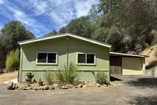 18368 Harmony Pl, Grass Valley, CA 95949 - Photo 2