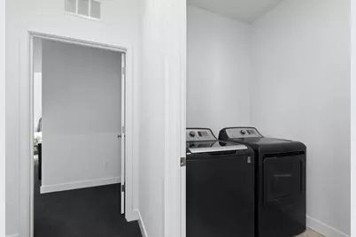3073 Crocker Drive, Sacramento, CA 95818 - Photo 48