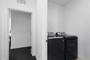 3073 Crocker Dr, Sacramento, CA 95818 - Photo 48