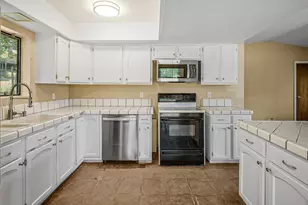 4872 Squaw Hallow Ct, Placerville, CA 95667 - Photo 10