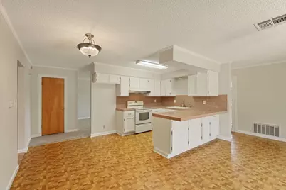 8 N Cambridge Drive, Lodi, CA 95242 - Photo 12