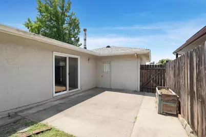 8 N Cambridge Drive, Lodi, CA 95242 - Photo 34