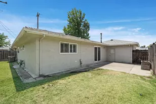 8 N Cambridge Dr, Lodi, CA 95242 - Photo 30