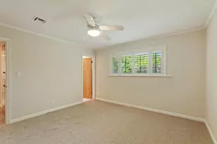 8 N Cambridge Dr, Lodi, CA 95242 - Photo 20
