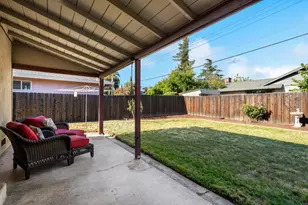 59 Manley Ct, Sacramento, CA 95820 - Photo 26