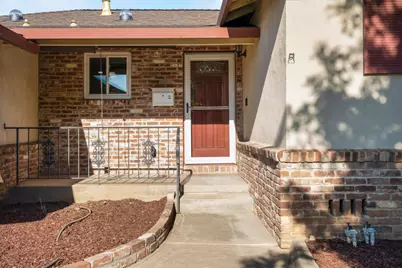59 Manley Court, Sacramento, CA 95820 - Photo 4