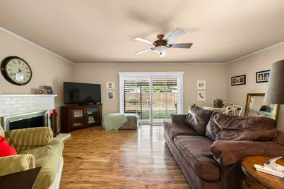 59 Manley Court, Sacramento, CA 95820 - Photo 12
