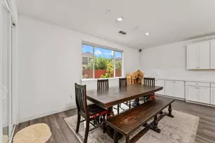 5718 Harveston Wy, Sacramento, CA 95835 - Photo 18