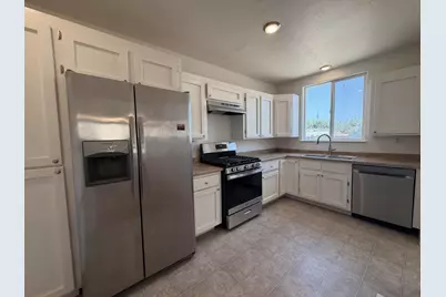 410 N 3rd Street, Chowchilla, CA 93610 - Photo 12