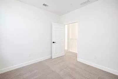 1837 S La Barbera Avenue, Mountain House, CA 95391 - Photo 30