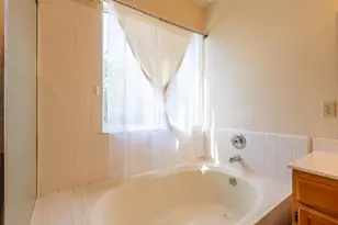 11 Monterosa Ct, Sacramento, CA 95823 - Photo 40