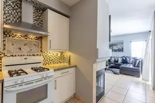 11 Monterosa Ct, Sacramento, CA 95823 - Photo 24