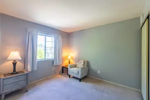 11 Monterosa Ct, Sacramento, CA 95823 - Photo 52