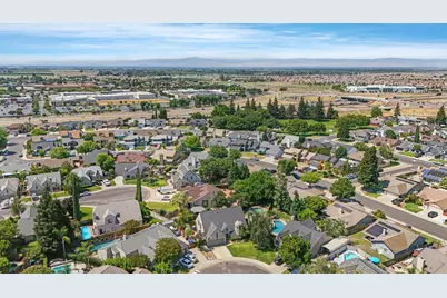 1189 Merganser Place, Manteca, CA 95337 - Photo 64