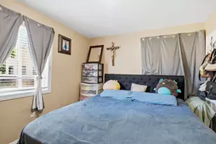 221 W 20th St, Merced, CA 95340 - Photo 12