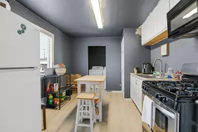 221 W 20th Street, Merced, CA 95340 - Photo 16