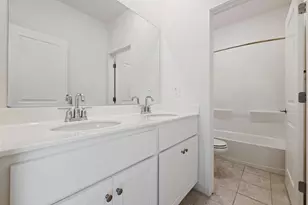 997 Pipit St, Lathrop, CA 95330 - Photo 32
