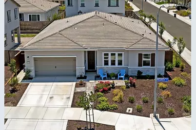 12700 Rosefinch Way, Rancho Cordova, CA 95742 - Photo 2