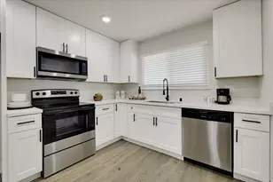 1908 Georgina Dr, Olivehurst, CA 95961 - Photo 10