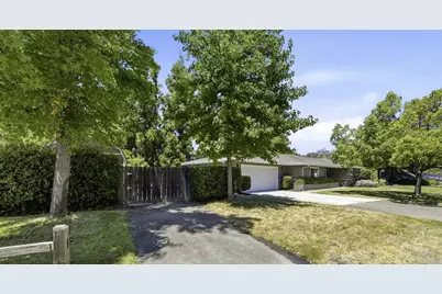 4531 Las Encinitas Drive, Fair Oaks, CA 95628 - Photo 4