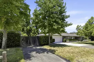 4531 Las Encinitas Dr, Fair Oaks, CA 95628 - Photo 4