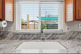 8298 Sunny Creek Way, Sacramento, CA 95823 - Photo 14
