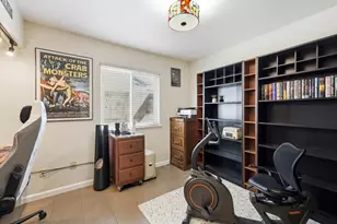 8298 Sunny Creek Way, Sacramento, CA 95823 - Photo 24