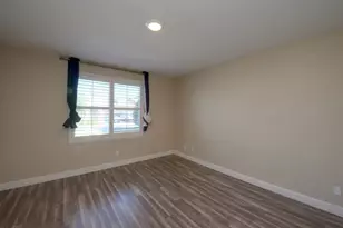 657 Mt Rushmore Dr, Newman, CA 95360 - Photo 8