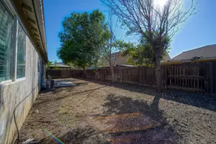 657 Mt Rushmore Dr, Newman, CA 95360 - Photo 36