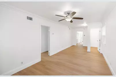 3260 V Street, Sacramento, CA 95817 - Photo 8