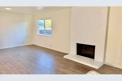 3745 Becerra Way, Sacramento, CA 95821 - Photo 8