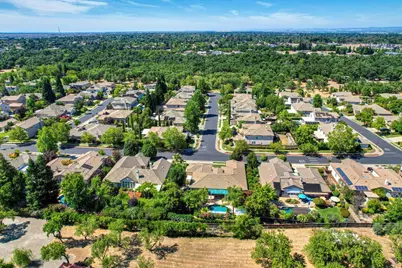 9341 Courtney Way, Roseville, CA 95747 - Photo 70