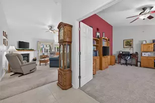 611 McDevitt Dr, Wheatland, CA 95692 - Photo 10