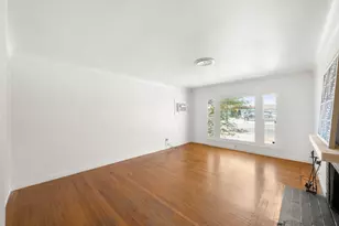 128 E 12th St, Marysville, CA 95901 - Photo 4