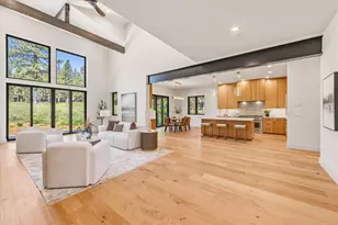 9217 Heartwood Dr, Truckee, CA 96161 - Photo 10