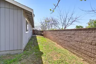 6505 37th Ave, Sacramento, CA 95824 - Photo 34