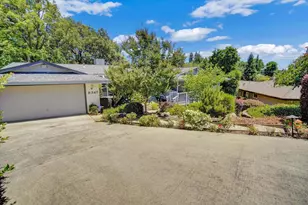 8347 Woodborough Way, Fair Oaks, CA 95628 - Photo 16