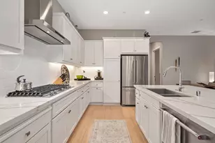 3231 McKinley Village Way, Sacramento, CA 95816 - Photo 24