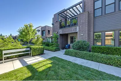 3231 McKinley Village Way, Sacramento, CA 95816 - Photo 8
