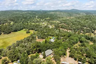 23051 Brian Ln, Grass Valley, CA 95949 - Photo 2
