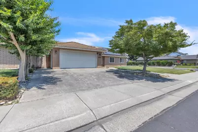 2011 Angelico Circle, Stockton, CA 95207 - Photo 2