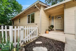 4644 Patterson Dr, Diamond Springs, CA 95619 - Photo 2