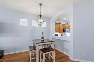 323 Marsalla Dr, Folsom, CA 95630 - Photo 16
