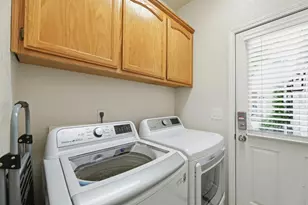 323 Marsalla Dr, Folsom, CA 95630 - Photo 34