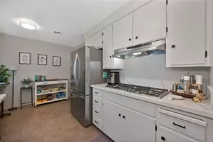 6841 Shalimar Way, Citrus Heights, CA 95621 - Photo 10