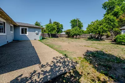 10762 Segovia Way, Rancho Cordova, CA 95670 - Photo 44
