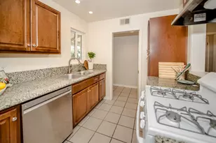 10762 Segovia Way, Rancho Cordova, CA 95670 - Photo 6