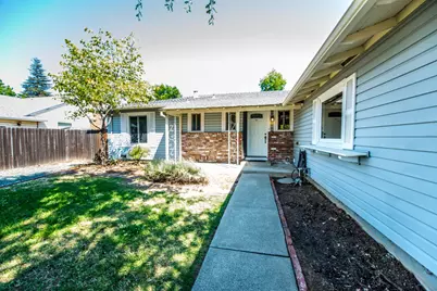 10762 Segovia Way, Rancho Cordova, CA 95670 - Photo 2