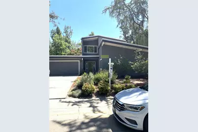 2204 Fortuna Court, Davis, CA 95616 - Photo 2