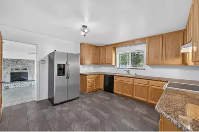 900 Shearer Street, Roseville, CA 95678 - Photo 12